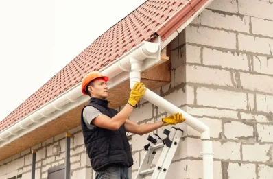 Pose et remplacement de gouttières à Évrecy